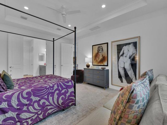 7229 Wiregrass CT, Naples, FL 34114