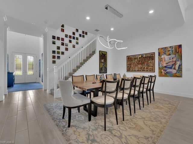 7229 Wiregrass CT, Naples, FL 34114