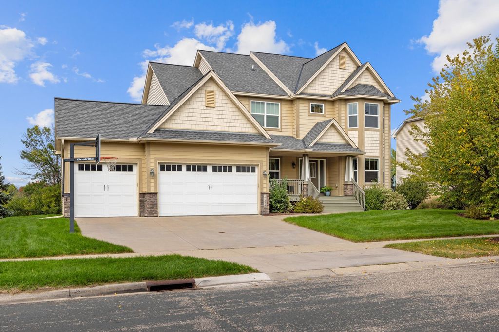 17224 64th Place N, Maple Grove, MN 55311