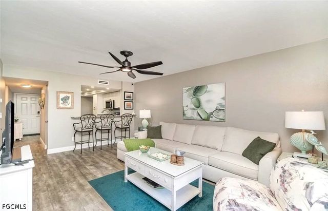 5255 Coronado PKWY 2, Cape Coral, FL 33904