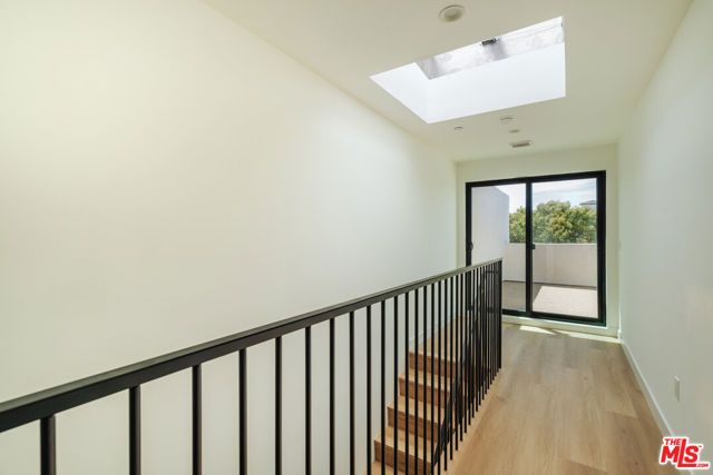 1343 S Ogden Drive 3, Los Angeles, CA 90019