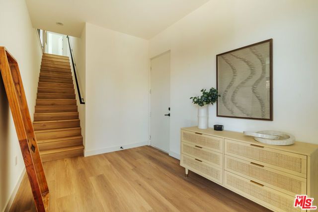 1343 S Ogden Drive 3, Los Angeles, CA 90019