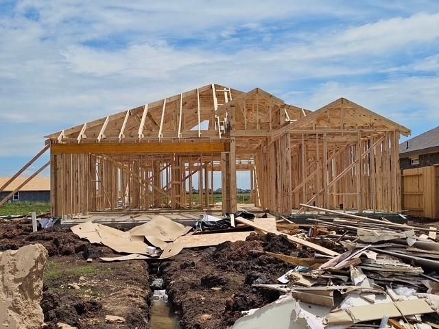 7735 Evening Emerald Drive, Iowa Colony, TX 77583