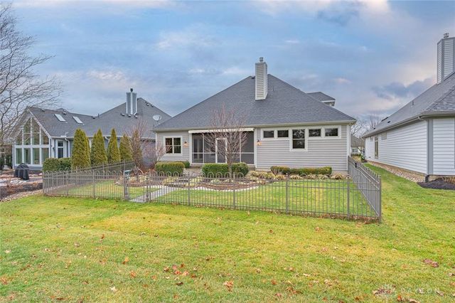 1174 Club View Drive, Washington Twp, OH 45458