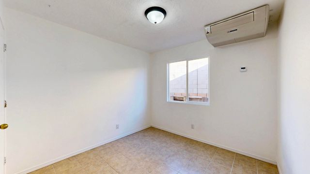 1405 SECRET VALLEY Drive SW, Albuquerque, NM 87121