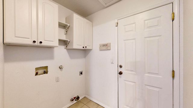 1405 SECRET VALLEY Drive SW, Albuquerque, NM 87121