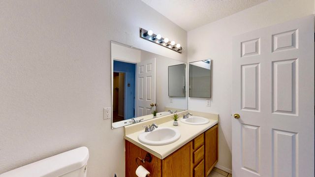 1405 SECRET VALLEY Drive SW, Albuquerque, NM 87121