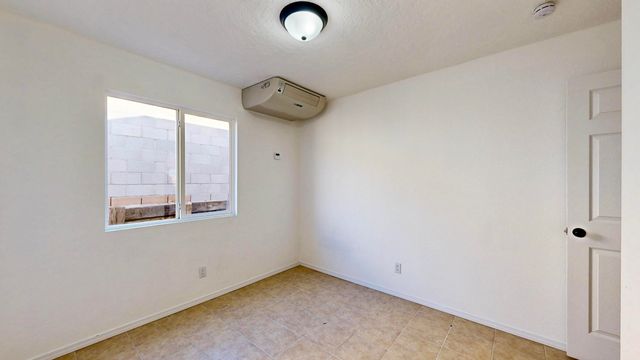 1405 SECRET VALLEY Drive SW, Albuquerque, NM 87121