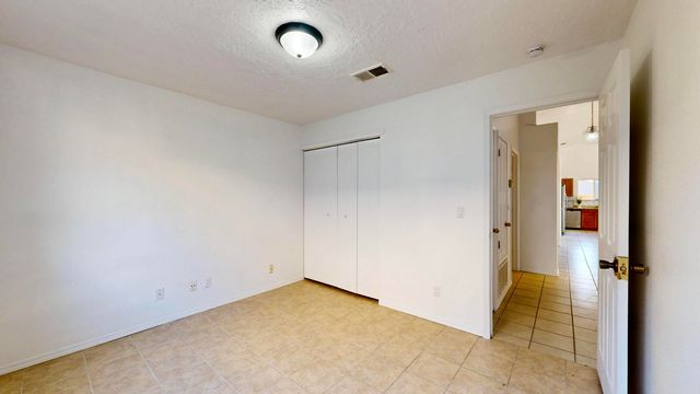 1405 SECRET VALLEY Drive SW, Albuquerque, NM 87121