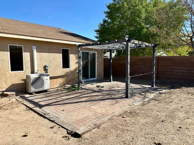 1405 SECRET VALLEY Drive SW, Albuquerque, NM 87121