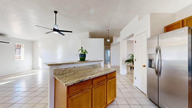 1405 SECRET VALLEY Drive SW, Albuquerque, NM 87121