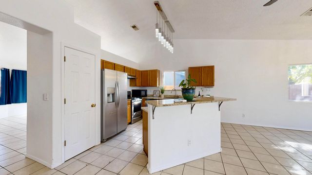 1405 SECRET VALLEY Drive SW, Albuquerque, NM 87121