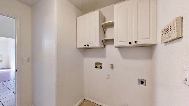 1405 SECRET VALLEY Drive SW, Albuquerque, NM 87121