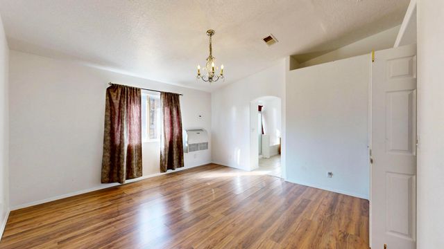 1405 SECRET VALLEY Drive SW, Albuquerque, NM 87121