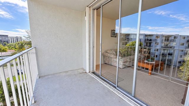 1465 NE 123rd Street 505, North Miami, FL 33161