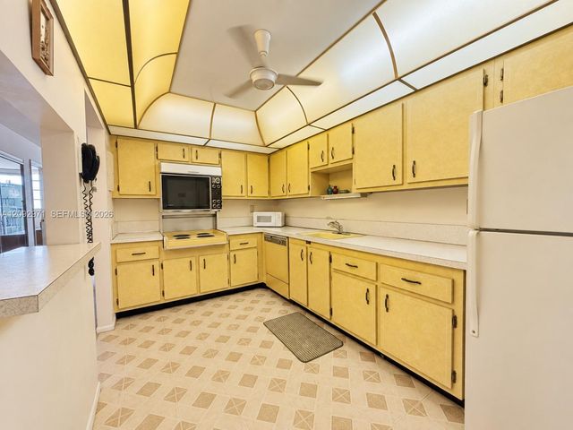 1465 NE 123rd Street 505, North Miami, FL 33161