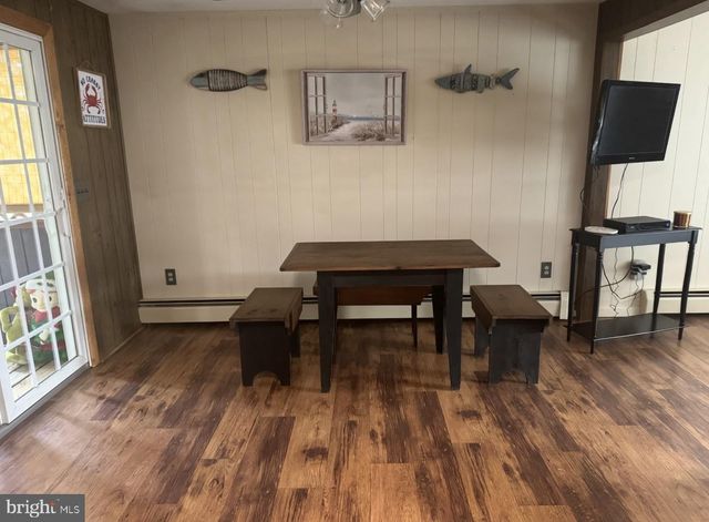 4487 CHERRY DR, Spring Grove, PA 17362