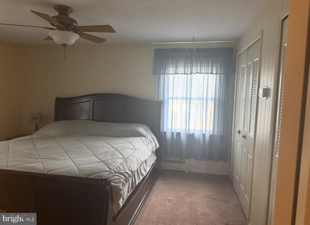 4487 CHERRY DR, Spring Grove, PA 17362