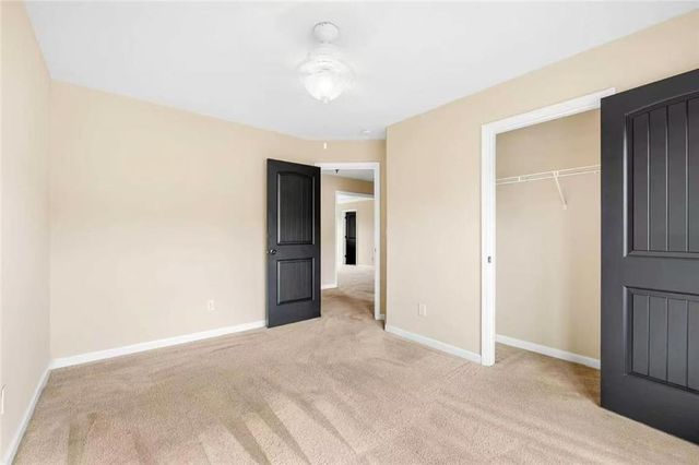 2238 Newbury Oaks Drive, Lawrenceville, GA 30044