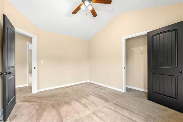 2238 Newbury Oaks Drive, Lawrenceville, GA 30044