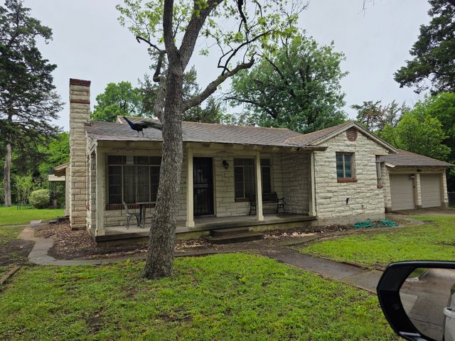 1403 Cedar Oaks Boulevard, Dallas, TX 75216