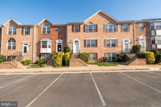 21060 GLADSTONE DR, Sterling, VA 20164