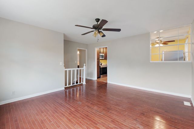 5001 McLendon Dr, Antioch, TN 37013