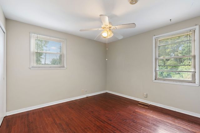 5001 McLendon Dr, Antioch, TN 37013