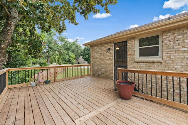 5001 McLendon Dr, Antioch, TN 37013