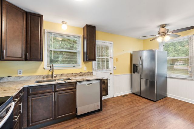 5001 McLendon Dr, Antioch, TN 37013