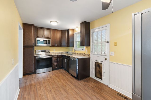 5001 McLendon Dr, Antioch, TN 37013