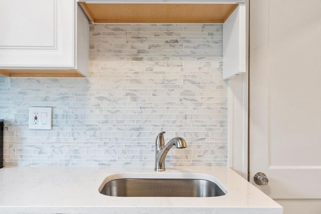 700 Metropolitan Ave, Boston, MA 02136