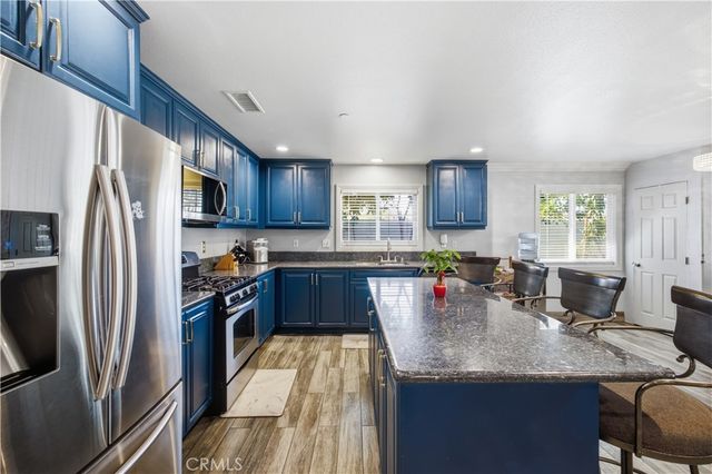 2851 Pleasant St, Riverside, CA 92507