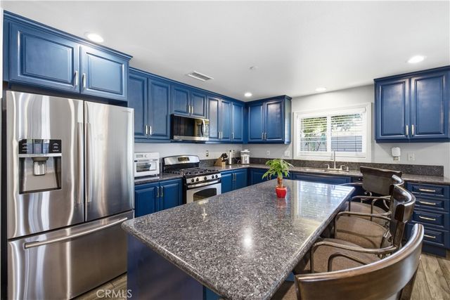 2851 Pleasant St, Riverside, CA 92507