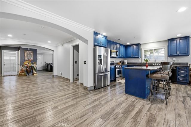 2851 Pleasant St, Riverside, CA 92507