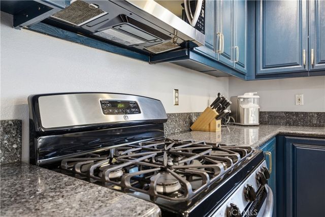 2851 Pleasant St, Riverside, CA 92507