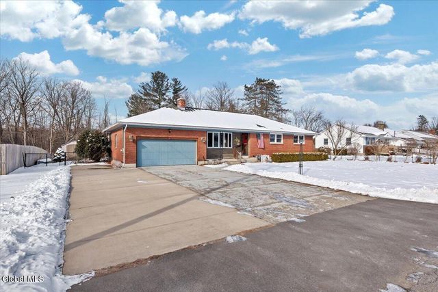 6 Evergreen Boulevard, Glenville, NY 12302