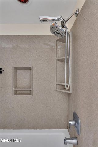 6 Evergreen Boulevard, Glenville, NY 12302