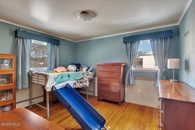 6 Evergreen Boulevard, Glenville, NY 12302