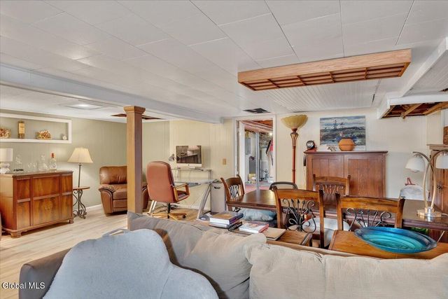 6 Evergreen Boulevard, Glenville, NY 12302