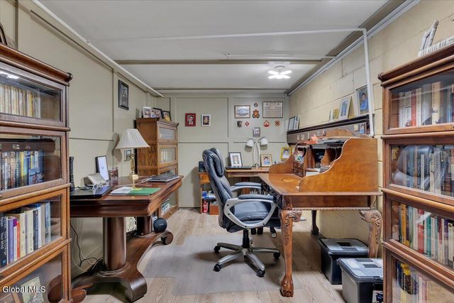 6 Evergreen Boulevard, Glenville, NY 12302