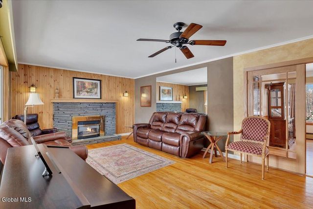 6 Evergreen Boulevard, Glenville, NY 12302