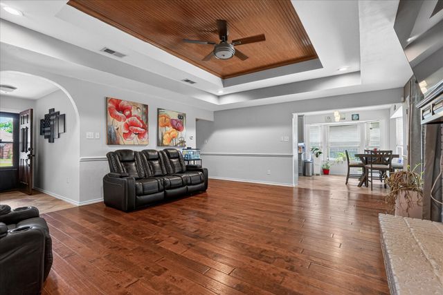 1000 Shady Hill Lane, Burleson, TX 76028