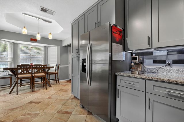 1000 Shady Hill Lane, Burleson, TX 76028