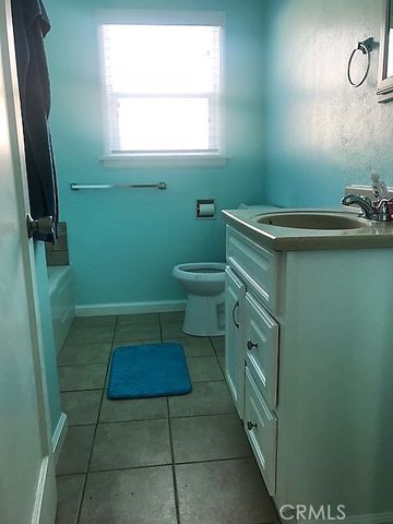 508 El Prado, Bakersfield, CA 93304