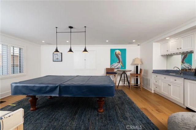 1228 W Oceanfront, Newport Beach, CA 92661