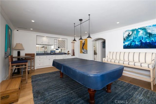 1228 W Oceanfront, Newport Beach, CA 92661