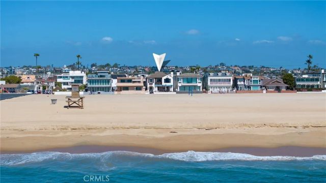 1228 W Oceanfront, Newport Beach, CA 92661