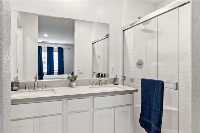 1370 Abrozo Way, Plumas Lake, CA 95961