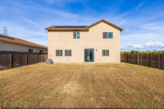 1370 Abrozo Way, Plumas Lake, CA 95961
